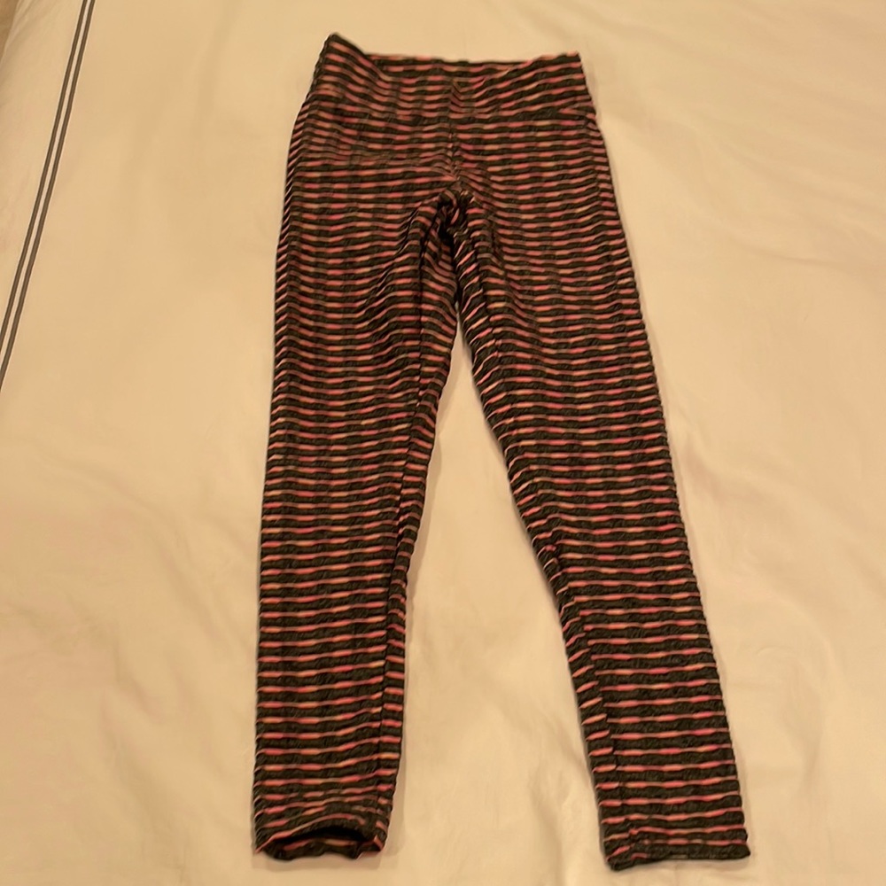 Booty enhancing leggings (scrunch butt) bought on Amazon